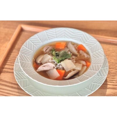 徳島郷土料理「そば米汁」作り体験&伝統的な手提げ重箱「遊山箱」で楽しむ徳島地産地消料理【BU006】