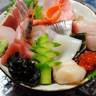 下田港で釣って食べて快適に泊まる(1泊)【2名様】