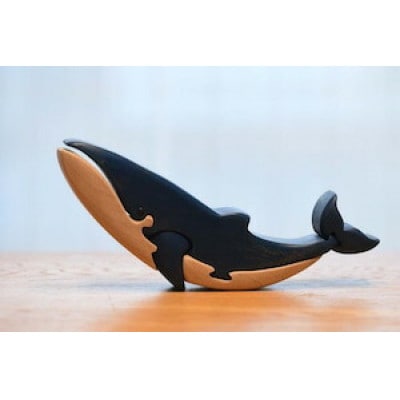 ブルーホエール(シロナガスクジラ)大きめサイズ 知育玩具 木製パズル