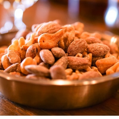 スモークナッツ 食べ比べ プレーン 牡蠣塩味 40g×各1パック 木こりの燻製屋