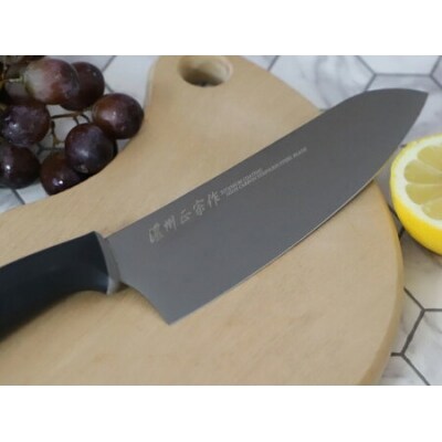 【濃州正宗作】チタンコーティング 三徳包丁