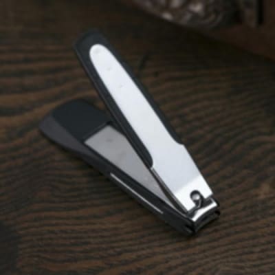 ＜刀匠 関孫六の伝統から生まれたツメキリ＞ ◇貝印 関孫六 ツメキリ type101