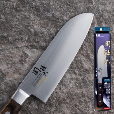 ＜切れ味が長持ちする高硬度ステンレス仕様＞ ◇貝印 関孫六 べにふじ 小三徳145mm