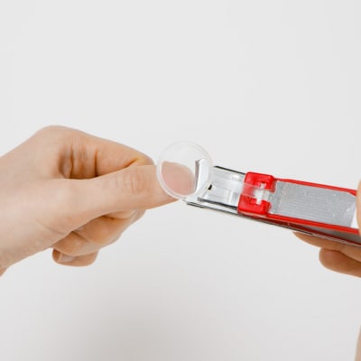 ルーペ付き　とげ抜き&爪切り　2個セット 