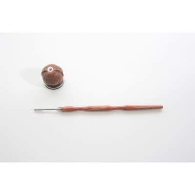 チタン製木目“極”耳かき(天然くるみスタンド付き)