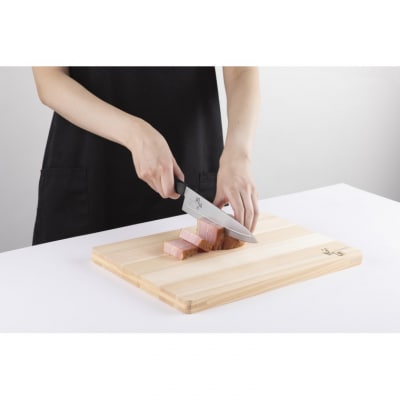 ＜切離れが良いリブラインを採用した包丁＞■ 関孫六 しろねず 牛刀(シェフナイフ)180mm ◇貝印