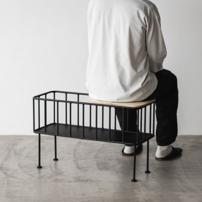 ベンチやリビングボードになる小さな鉄製家具 JOHN (Te22806)