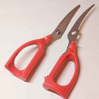 手に優しいキッチンバサミ　キッチンハサミ　食洗機対応　分解洗浄　高齢者使用しやすい