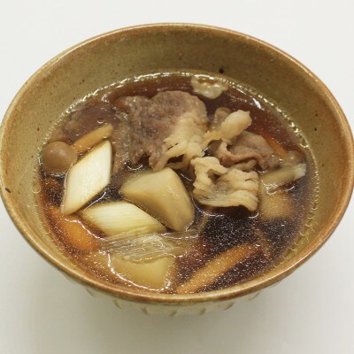 山形の郷土料理　芋煮・黒うどんセット