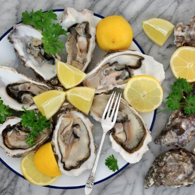 釧路管内産!殻付き活牡蠣【中】30個 F4F-2988