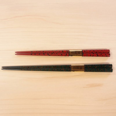 津軽塗 夫婦箸 唐塗 緑(大)・赤(中)|24_tnk-090101c