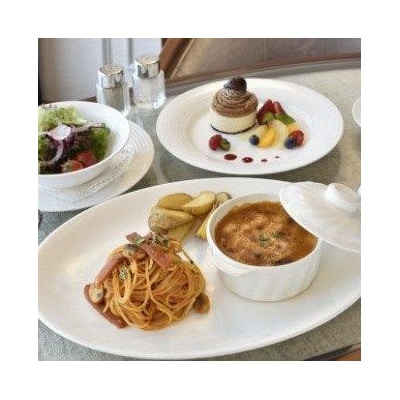 ホテルニューグランド 元祖料理満喫ツインルーム ペア宿泊券(1泊2食付・ルームサービスディナー)