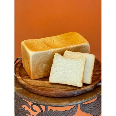 生食パンと山型食パンのセット(各1.5斤)