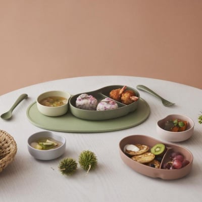 SUCSUCギフトセット4pcs GR(仕切りプレート、ミニボウル、トレイ、スプーン&フォーク)