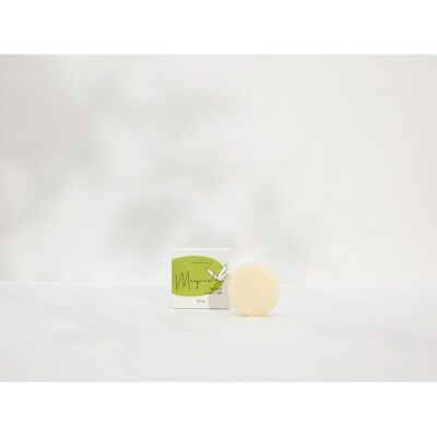 【母の日ギフト】＜国産グリーンシルク配合＞Mayuco ナチュラルモイスチャーソープ 80g