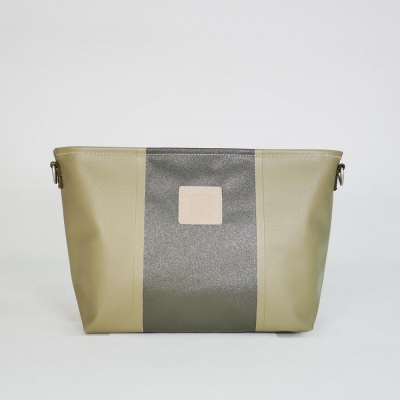 TENT BAG HENRY.02　防水ショルダーバッグ【カーキ】