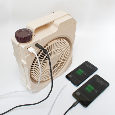 〈Comfort+〉充電式薄型送風扇(クリームベージュ)
