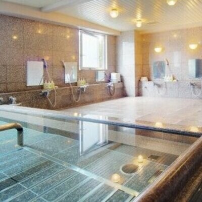 新ロイヤルホテル四万十に泊まる朝夕食付プラン【4名1室】26-132