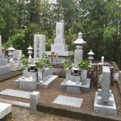 四万十市エリア　お墓掃除代行サービス【お墓の広さ9m2以内、年4回分作業】26-487