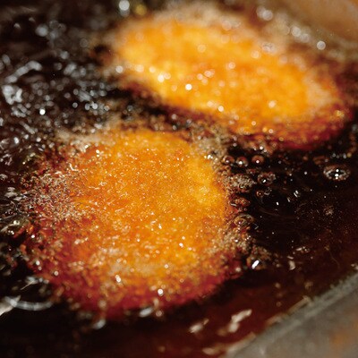 四万十牛セット(サーロインステーキ・ローススライス・煮込みハンバーグ・四万十牛コロッケ)26