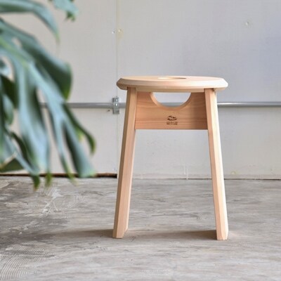 【A.W.L.M】木曽の森から生まれた『SOMA-stool(ソマスツール)』