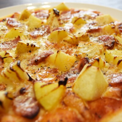 サクサク食感で大人気!手仕込みピッツァ3種類食べ比べセット 26