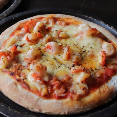 サクサク食感で大人気!手仕込みピッツァ3種類食べ比べセット 26