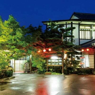 食事処『あかのや』鶏の炭火焼とセセリの8パックセット[1078]