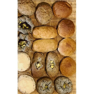 添加物不使用!　おからパンセット　8種類×各2個