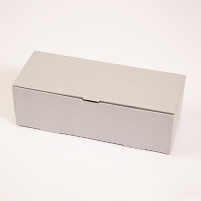 ドルチェポーザ　いちごのレアチーズケーキ1本(600g)