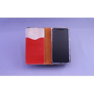 スマホケース(タン):【iPhone11 pro】