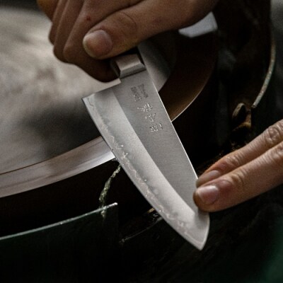 源虎徹 スウェーデン鋼 三徳&ペティ 包丁2本セット(安田刃物)