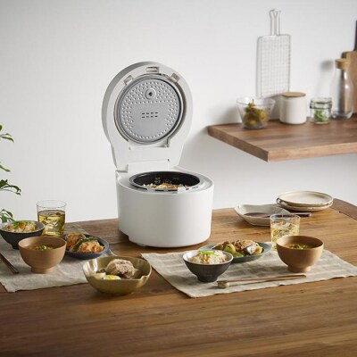 IHジャー炊飯器 3合 RC-ISA30-W ホワイト