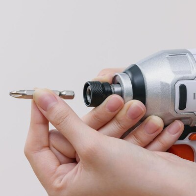 充電式インパクトドライバ　 JIDBL130 　ホワイト