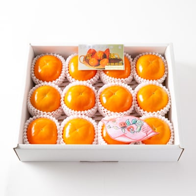 太陽の光をたっぷり浴びた松岡農園の富有柿(2L　12個)