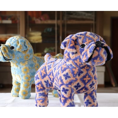 NAKAYA KINKAZAN TEXTILE　ぬいぐるみ　モンちゃん(ブルドック)ネイビー/ピンク