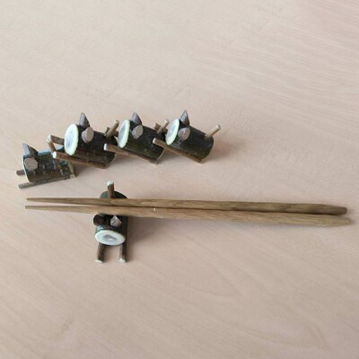 木製 猫のまったり箸置き(皮付き)5個[No.5325-0558]