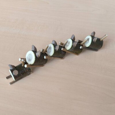 木製 猫のまったり箸置き(皮付き)5個[No.5325-0558]