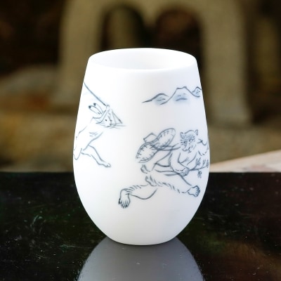 【陶あん】釉玻璃カップ　鳥獣戯画(兎と猿)