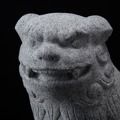 [庵治 石獅子] 守り獅子 狛太郎 1体(作:村井 修二)【庵治石産地の職人彫りおろしの一点物】