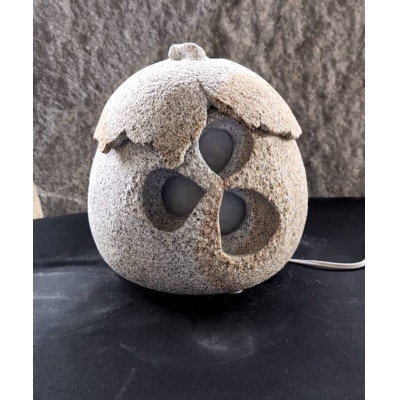 庵治石「石あかり」この実(まる型)