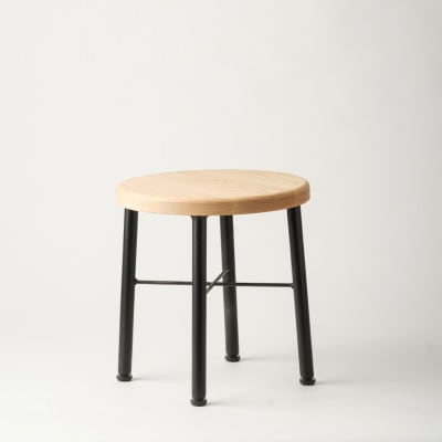 槙塚鉄工所 ○× stool ー マルペケスツール ー