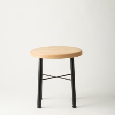 槙塚鉄工所 ○× stool ー マルペケスツール ー