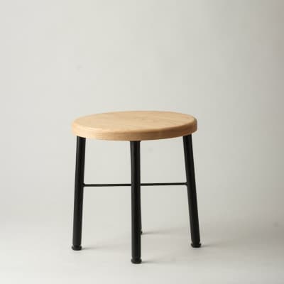 槙塚鉄工所 ○× stool ー マルペケスツール ー