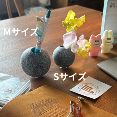 香川県高松市産　庵治石製一輪挿しMサイズ