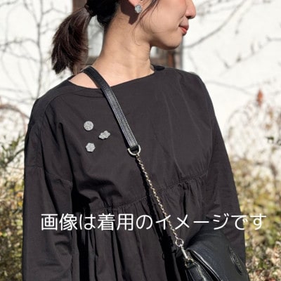 庵治石のピンブローチ 六角形