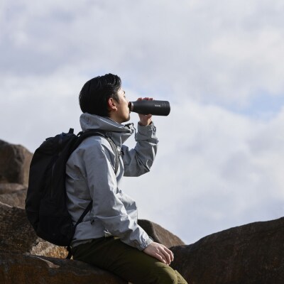 HUGEL 真空断熱マグボトル 500ml HSB-500 チャコールグレー