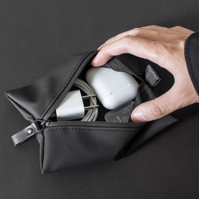 タフトポーチ ブラック Mサイズ センターファスナー 約150mm×110mm G2820