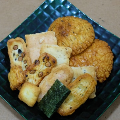 芳ばし特選セット 大缶 おかき9種600g 099H1822