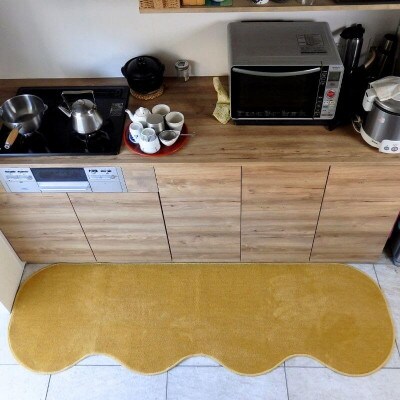 北欧風キッチンマット ラグマットタイプ ピーナッツ型 ゴールド 抗菌防臭 diw0219
